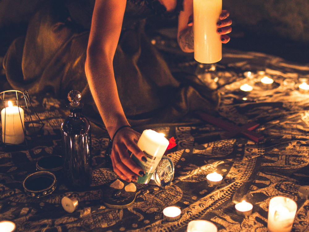How to Cast a Powerful Love Spell with Hair