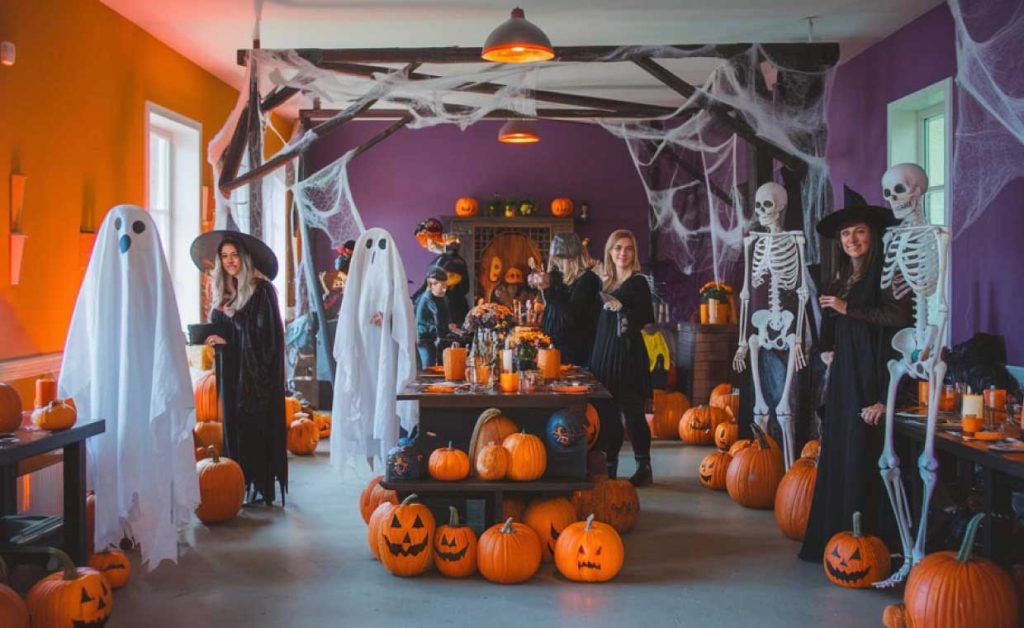 Top 10 Spooky and Fun Halloween Party Ideas For Any Budget (2025 Edition)